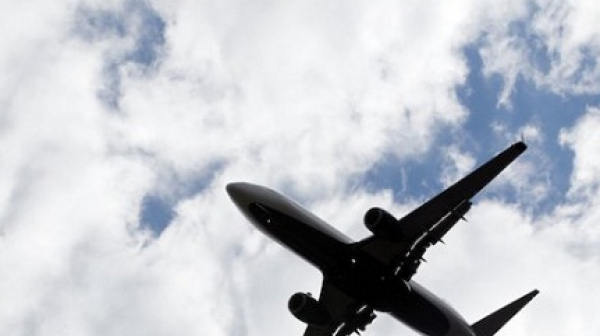 ”Боинг” приземи всички самолети 737 Макс