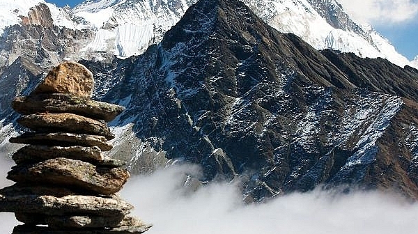 Трима алпинисти загинаха на Еверест, един е в неизвестност