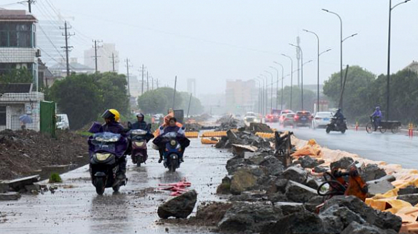 Жертвите на тайфуна Лекима в Китай станаха 28