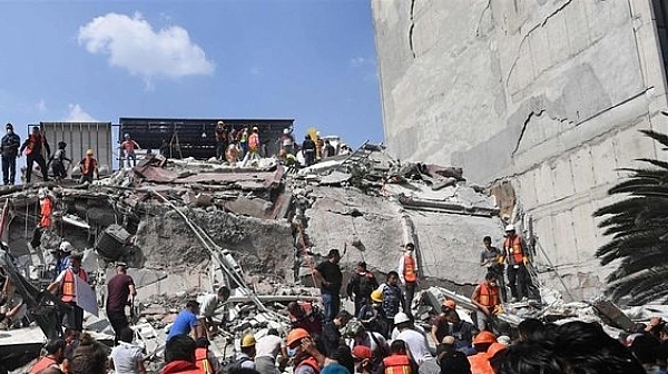 Жертвите на земетресението в Мексико достигнаха 230 души