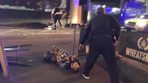 Един от нападателите в Лондон бил с ирландска лична карта
