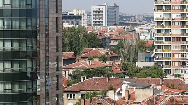 ЕЦБ: Пазарът на недвижими имоти може да предизвика криза в Европа