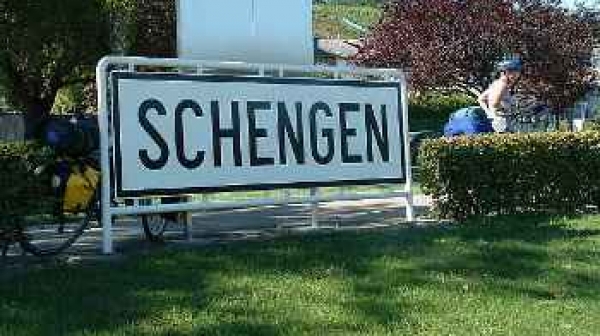 Европейският парламент решава дали да ни пусне в Шенген