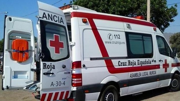 Трима българи загинаха в Испания, след като влак удари колата им