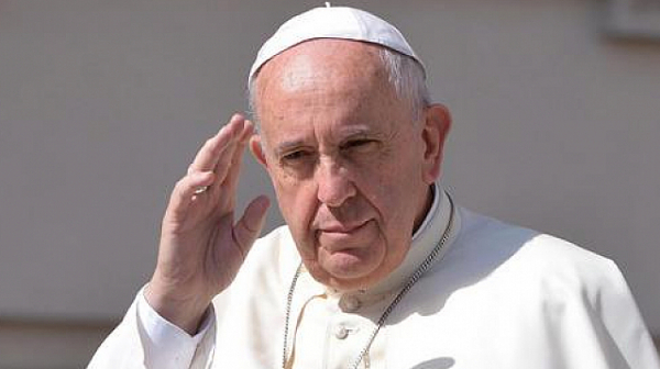 Папата утвърди промяна на молитвата ”Отче наш”
