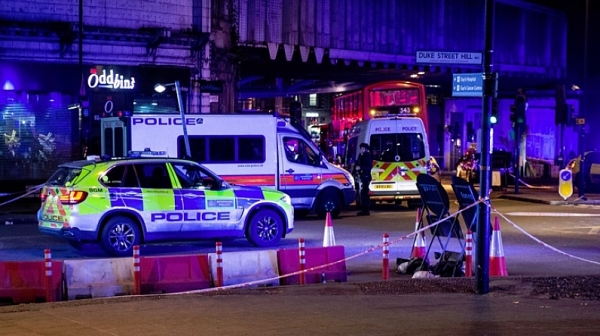 Шестима мъртви и 20 ранени след нощ на терор в Лондон