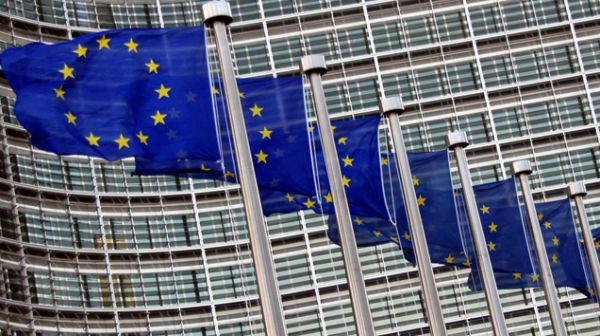 Преговорите по бюджета на ЕС спряха заради скандал за бежанците