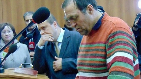 Намалиха присъдата за изнасилване на бившия кмет на Стрелча Иван Евстатиев