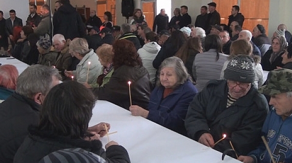 Християни и мюсюлмани се молиха заедно за загиналите в Хитрино