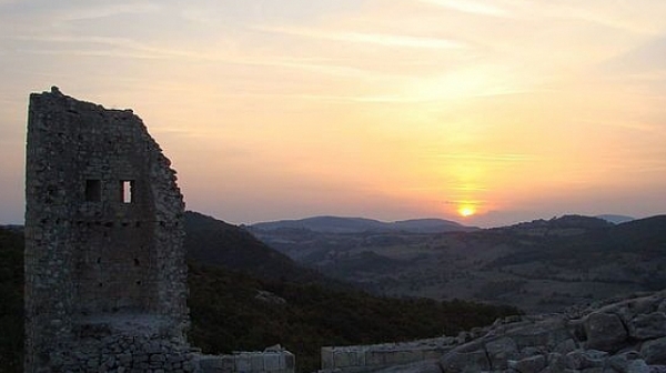 Две раннохристиянски гробници разкриха археолози на Перперикон