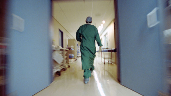 Дете на годинка почина в Плевенската болница, проверяват за лекарска грешка
