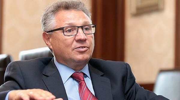 Велизар Шаламанов: Наборната служба е връщане към 1999 г.
