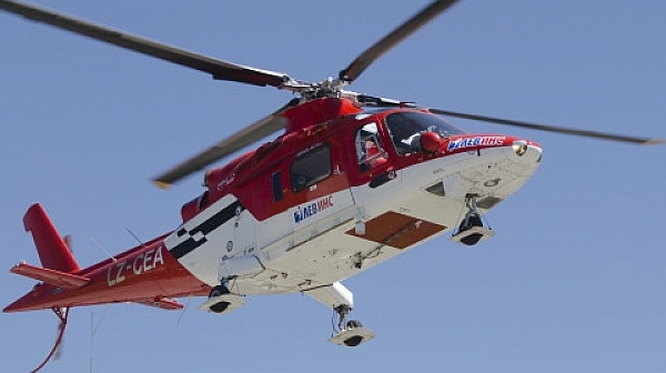 Спасяват с хеликоптер тежко пострадал парапланерист