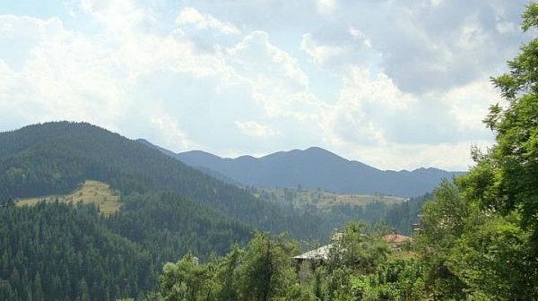 Пет села в Родопите протестират срещу мраморна кариера