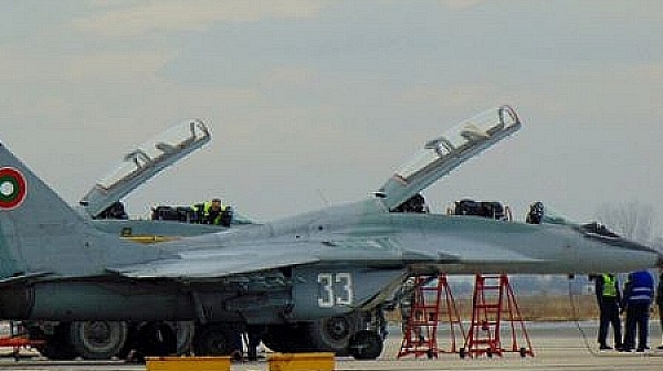 Дават още 20 млн. лв. за изтребителите МиГ-29