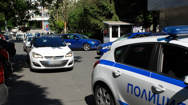 Сигнал за бомба затвори съда в Пловдив