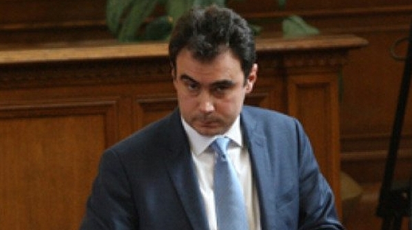 Жельо Бойчев подаде оставка като зам.-шеф на парламентарната група на БСП
