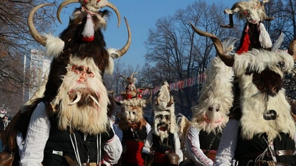 Започва Сурва - най-големият зимен празник в Пернишко