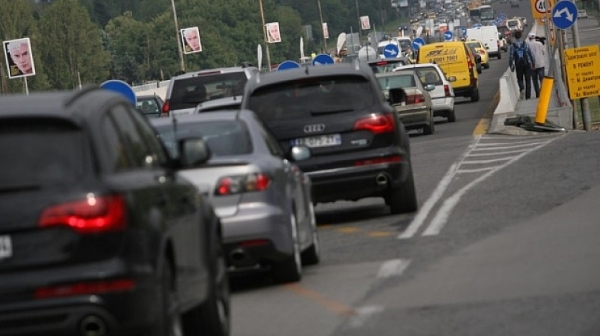 Крадат над 100 коли месечно в София