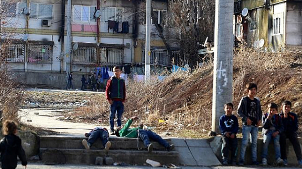 Докладчик на ООН: Ромските деца в България са най-експлоатирани