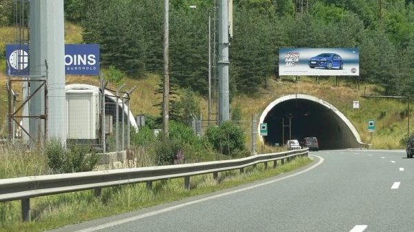 Още опасни тунели плачат за ремонт