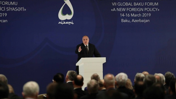 Борисов в Баку: Трябва да работим за среща НАТО – Русия