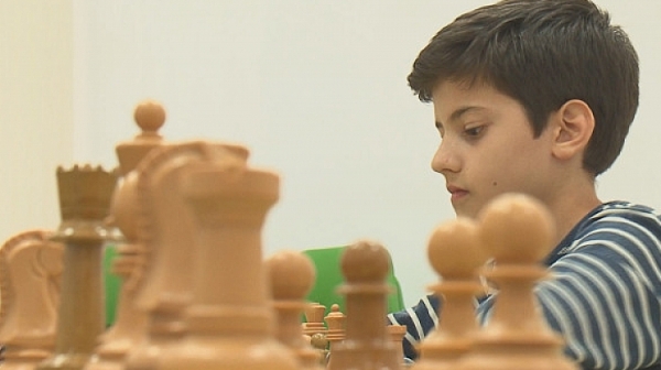 Липсата на пари спъва участието на Световното по шах на наш шампион