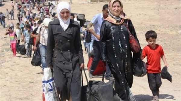 Стотици бежанци се натровиха в лагер край Мосул