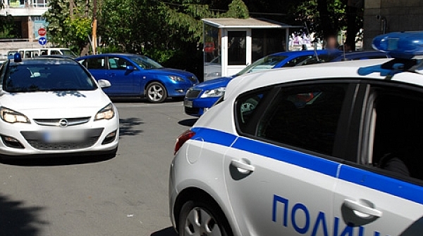 Издирва се 52-годишен мъж за нападение на жена в София