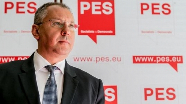 Станишев: ЕНП и Вебер искат още власт, но Европа иска промяна
