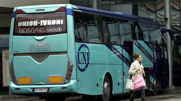Пътници от автобус на „Юнион Ивкони“ са в шок: Молим се да стигнем живи!