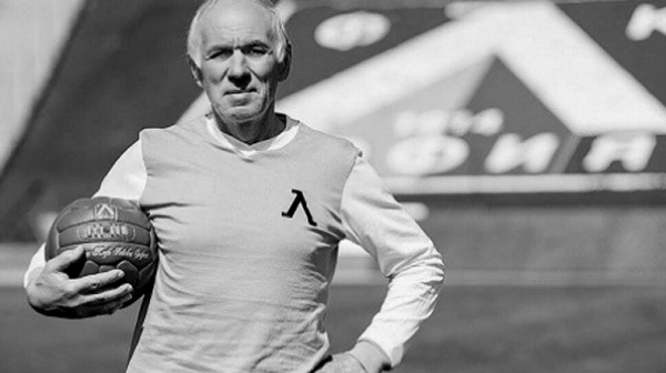 Почина легендарният футболист на „Левски” Александър Манолов
