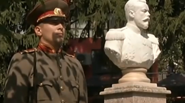 Откриха паметник на генерал Сава Муткуров във Велико Търново