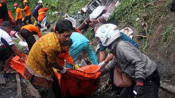 Няма пострадали българи при силното земетресение в Индонезия