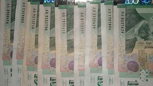 Полицай от Габрово е печелил по 5000 лв. от незаконно регистриран кемпер