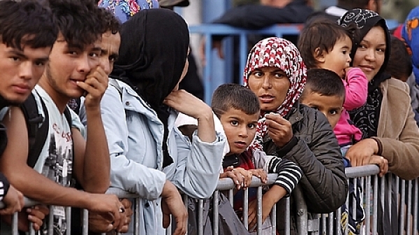 Испания вече приема най-много мигранти от Средиземно море