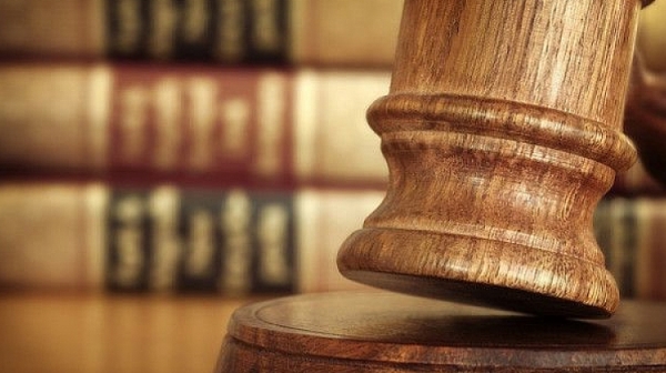Съдът запорира сметки и имоти на Арабаджиеви