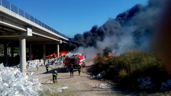Остава бедственото положение в Дупница заради пожара под АМ Струма