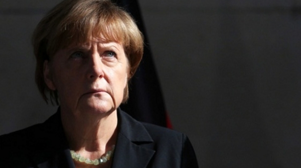 Меркел се надява да има правителство до април
