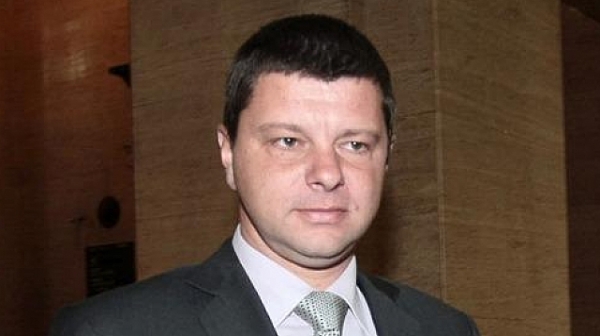 Правната комисия ще изслуша кандидата за конституционен съдия  Красимир Влахов