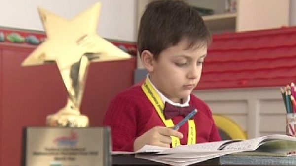 6-годишно българче стана световен шампион по математика
