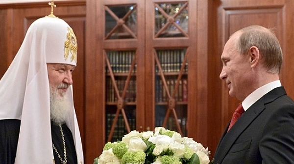 Богослов: Патриарх Кирил е искал да става президент