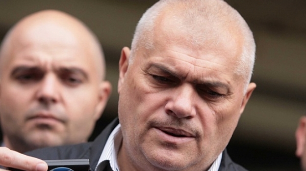 Министър Радев недоволен от срещата със синдикатите за заплатите