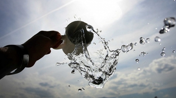 КЕВР: Водата поскъпва заради над 60 % загуби от течове