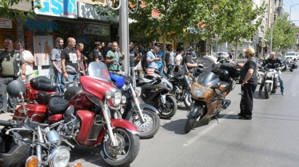 Мотористи бръмчат тази вечер в София в памет на загиналите си колеги
