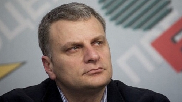 Евродепутатът Петър Корумбашев отговаря на БСК за протеста на превозвачите