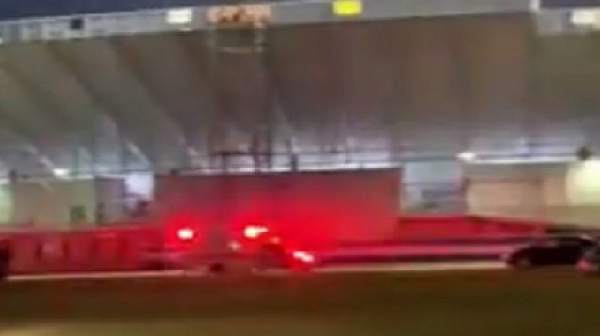 Най-малко 10 са ранени след стрелба на стадион в САЩ