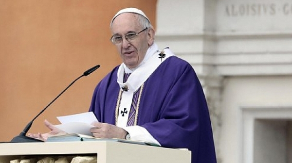 Папата: За мигрантите не може да има частични решения