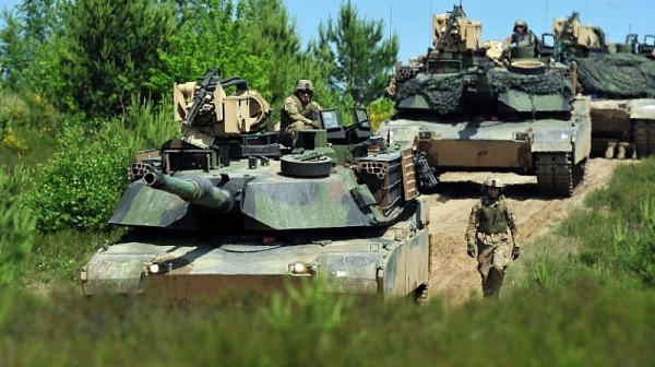 Над 650 войници на НАТО преминават през България