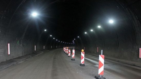 Затварят лента в тунела Топли дол на магистрала Хемус